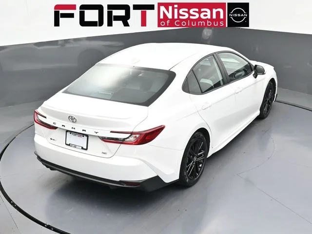 Used 2025  Toyota SE image 43