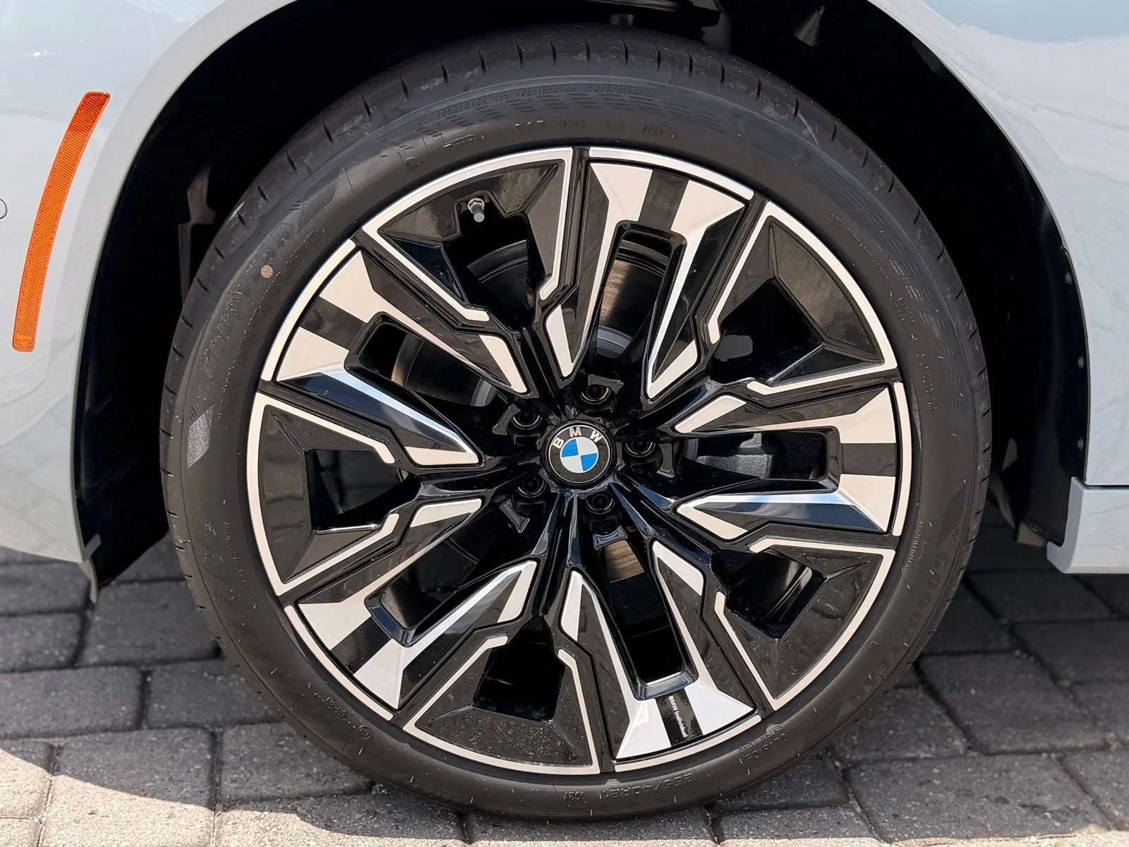 New 2026 Brooklyn Grey Metallic BMW 30 xDrive image 13