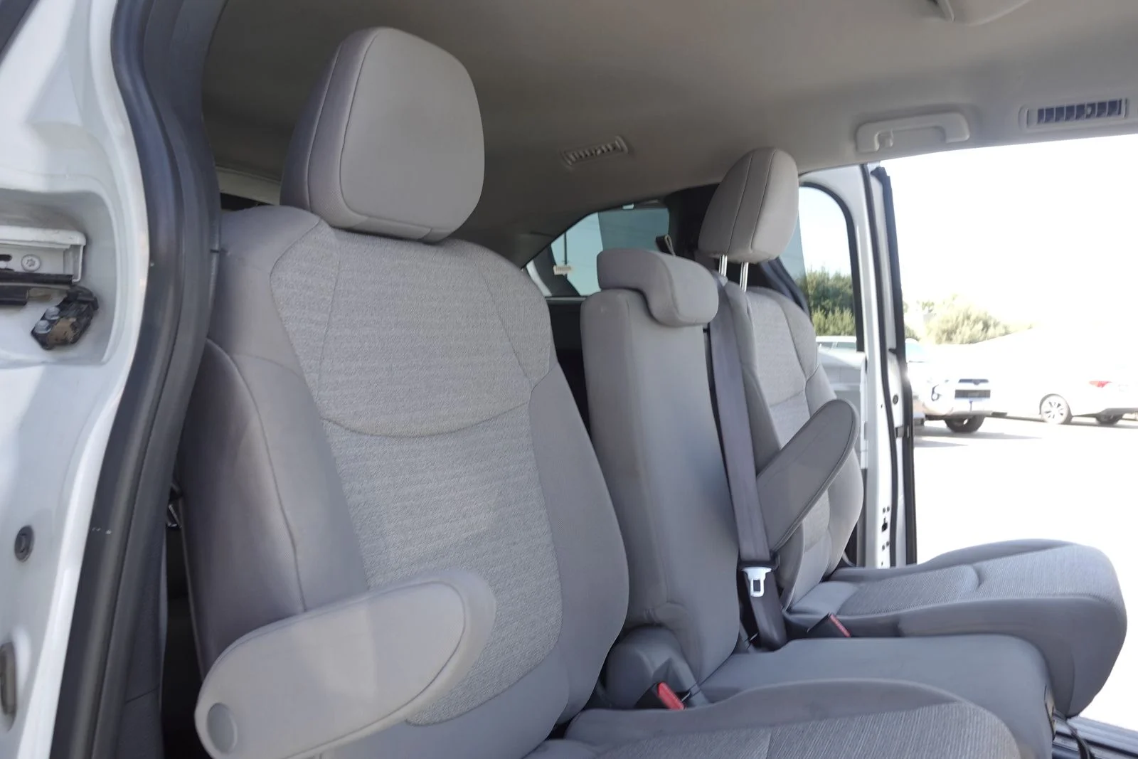 Used 2025 Ice Cap Toyota LE image 14