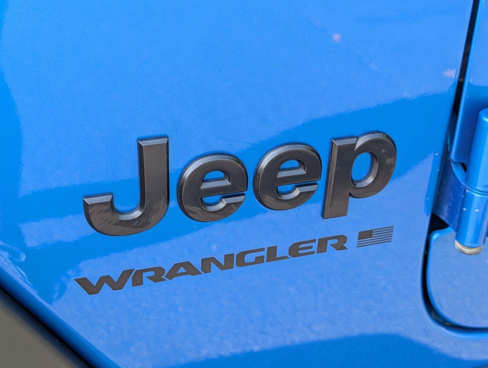 Used 2023 Hydro Blue Pearlcoat Jeep Sport S image 10