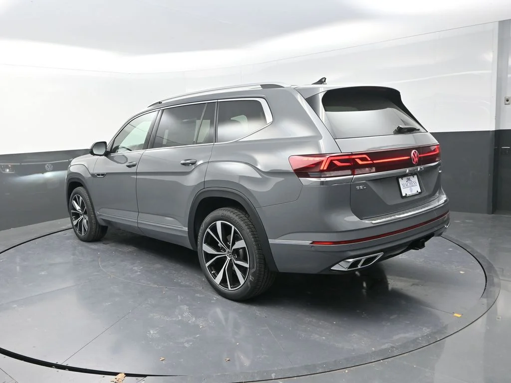 New 2026  Volkswagen 2.0T SEL Premium R-Line image 8