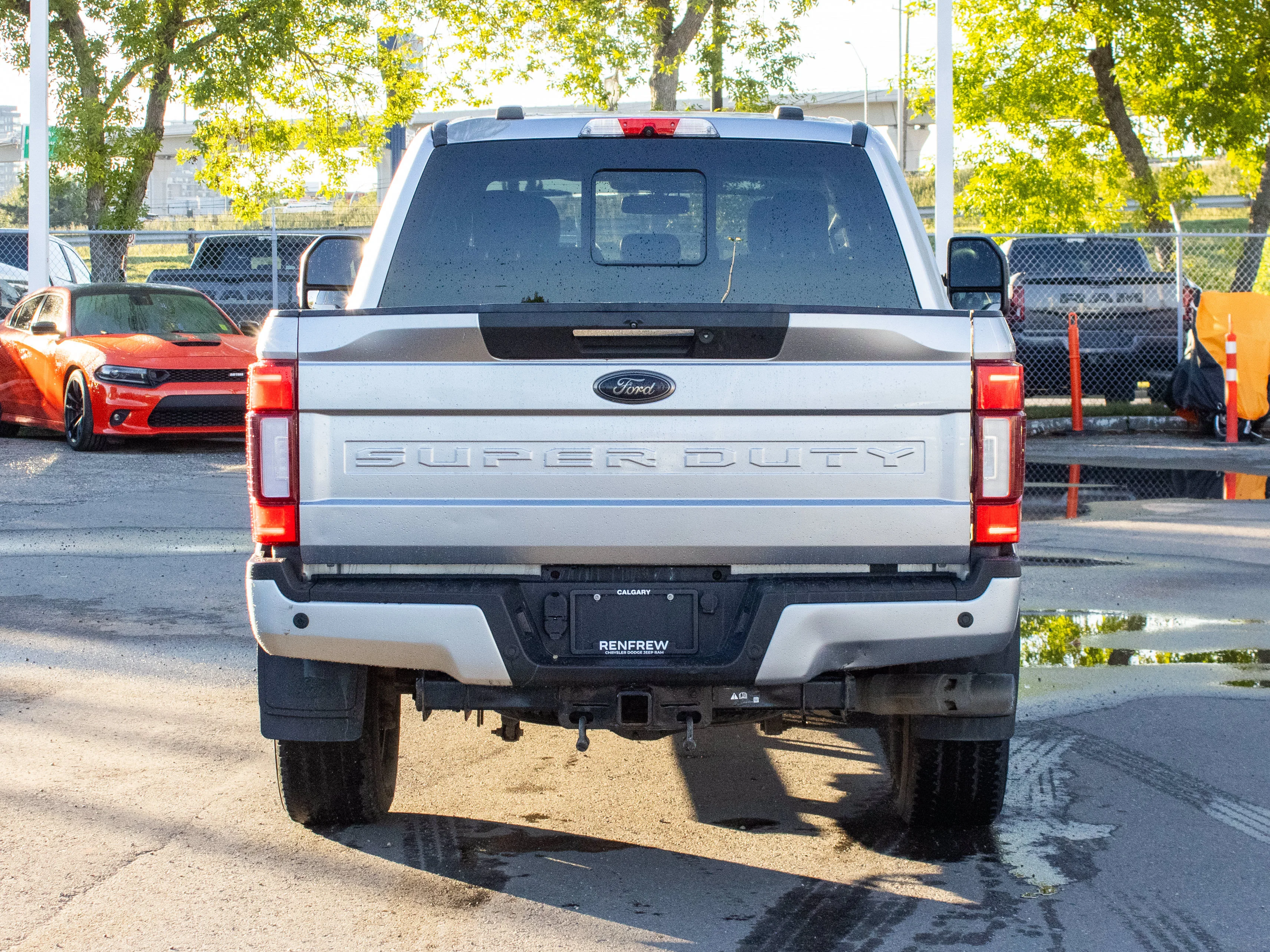 Used 2020 Silver Ford LARIAT* | Crew Cab | Heated/Ventilated Seats & Wheel | Panoramic Roof | 5th-Wheel Prep | B&O Sound | image 13