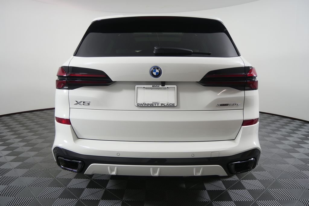New 2026 Alpine White BMW xDrive50e image 5