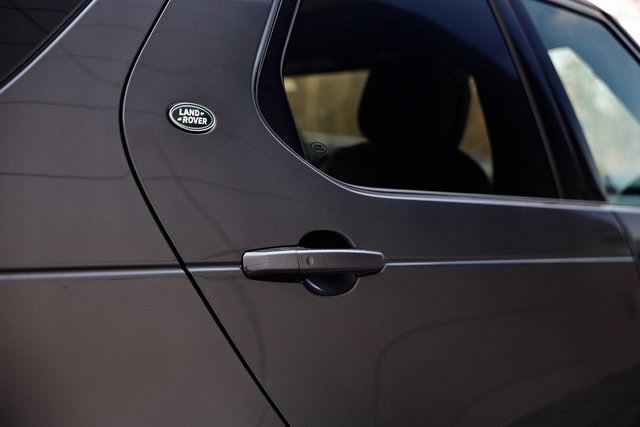 2026 Land Rover Discovery Gemini Edition - Photo 11