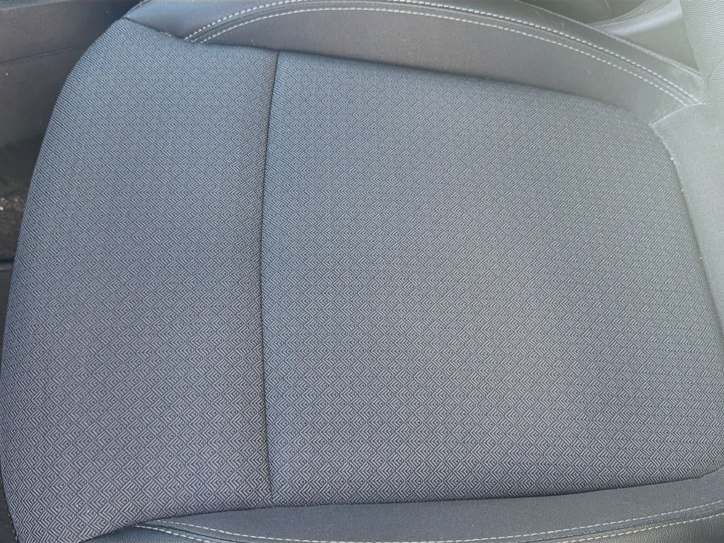 Used 2023 Blue Buick Select image 16