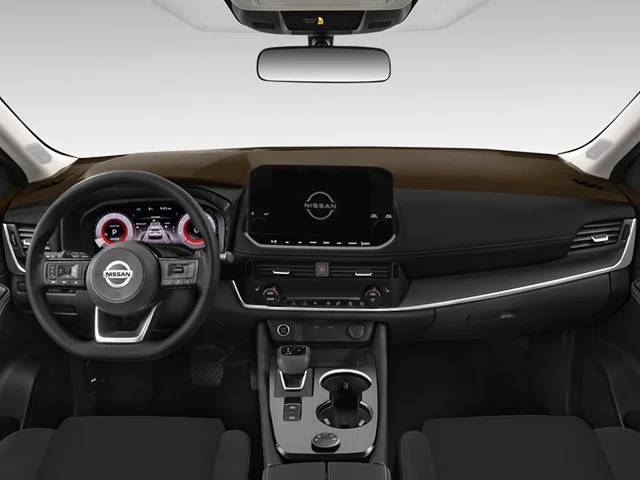 Used 2023 Pearl White Tricoat Nissan Platinum image 3