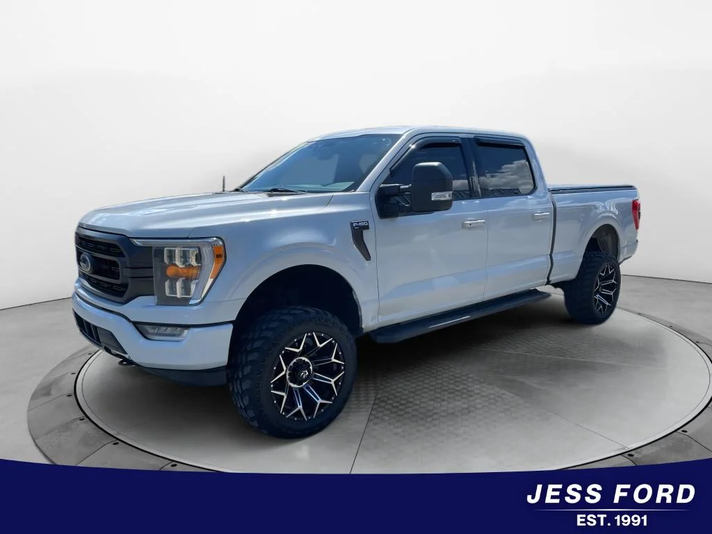 2022 Ford F-150 XLT 4x4 SuperCrew 157 in's photo