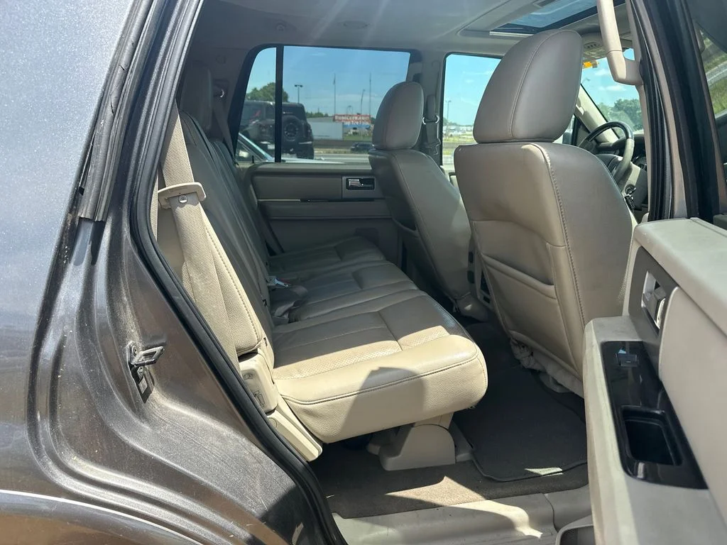 Used 2013 Gray Ford Limited image 15