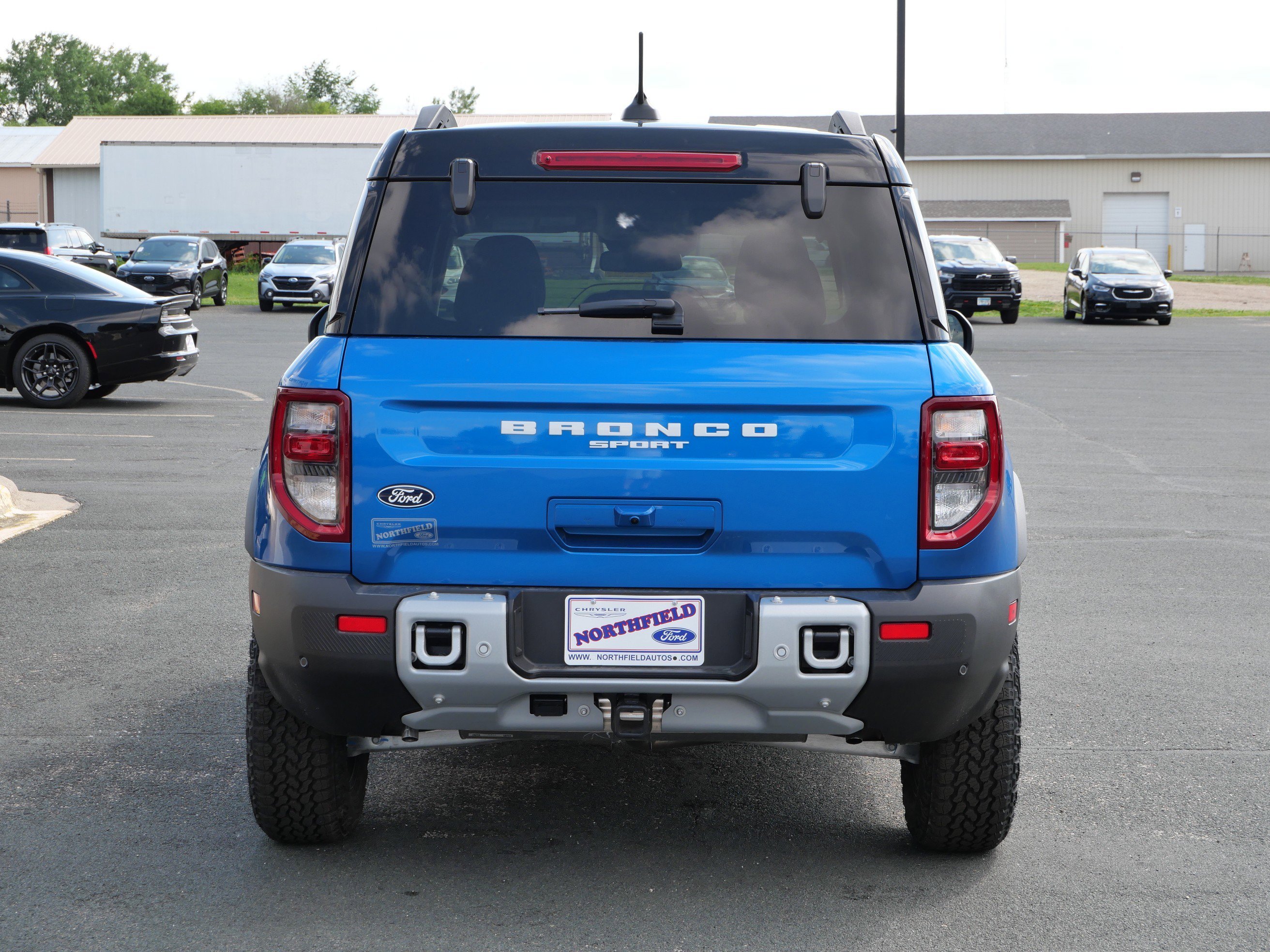 New 2026 Velocity Blue Metallic Ford Outer Banks® image 7