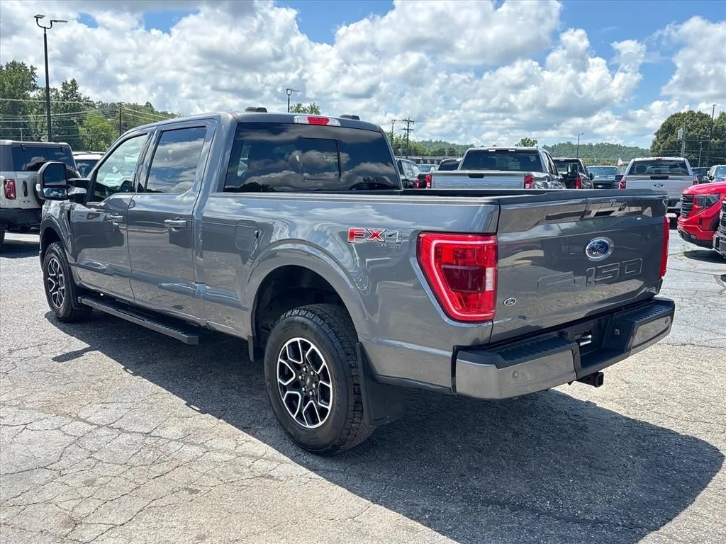 Used 2023 Gray Ford XLT image 5