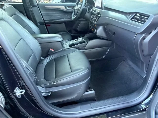 Used 2025 Black Ford Active image 13