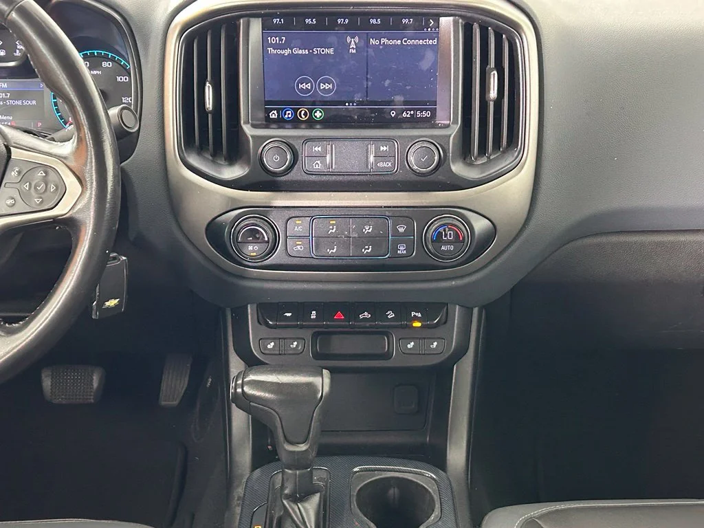 Used 2021 Chevrolet Colorado Z71 with VIN 1GCGTDEN6M1137543 for sale in Elk River, Minnesota