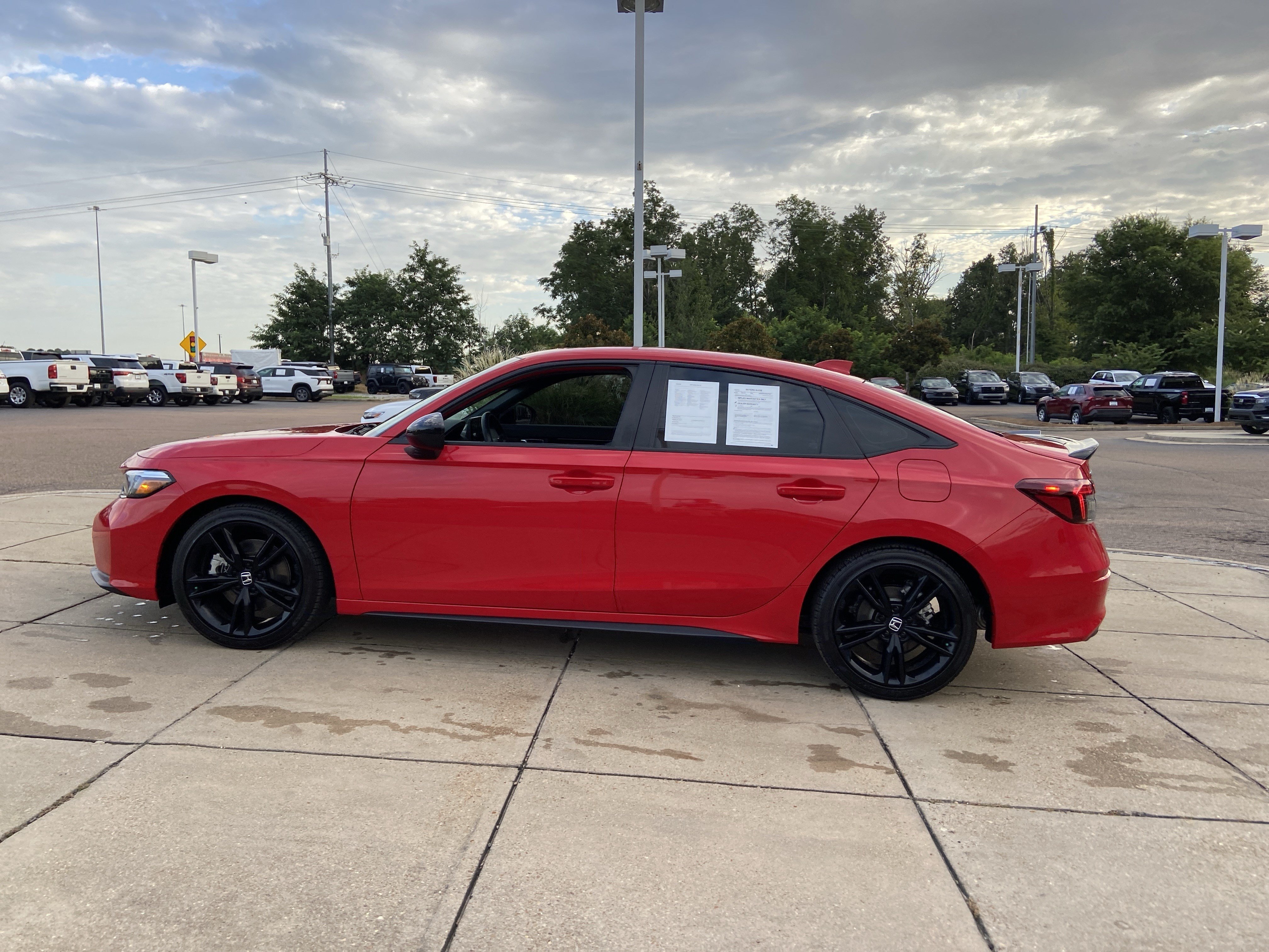Used 2025 Rallye Red Honda  image 7