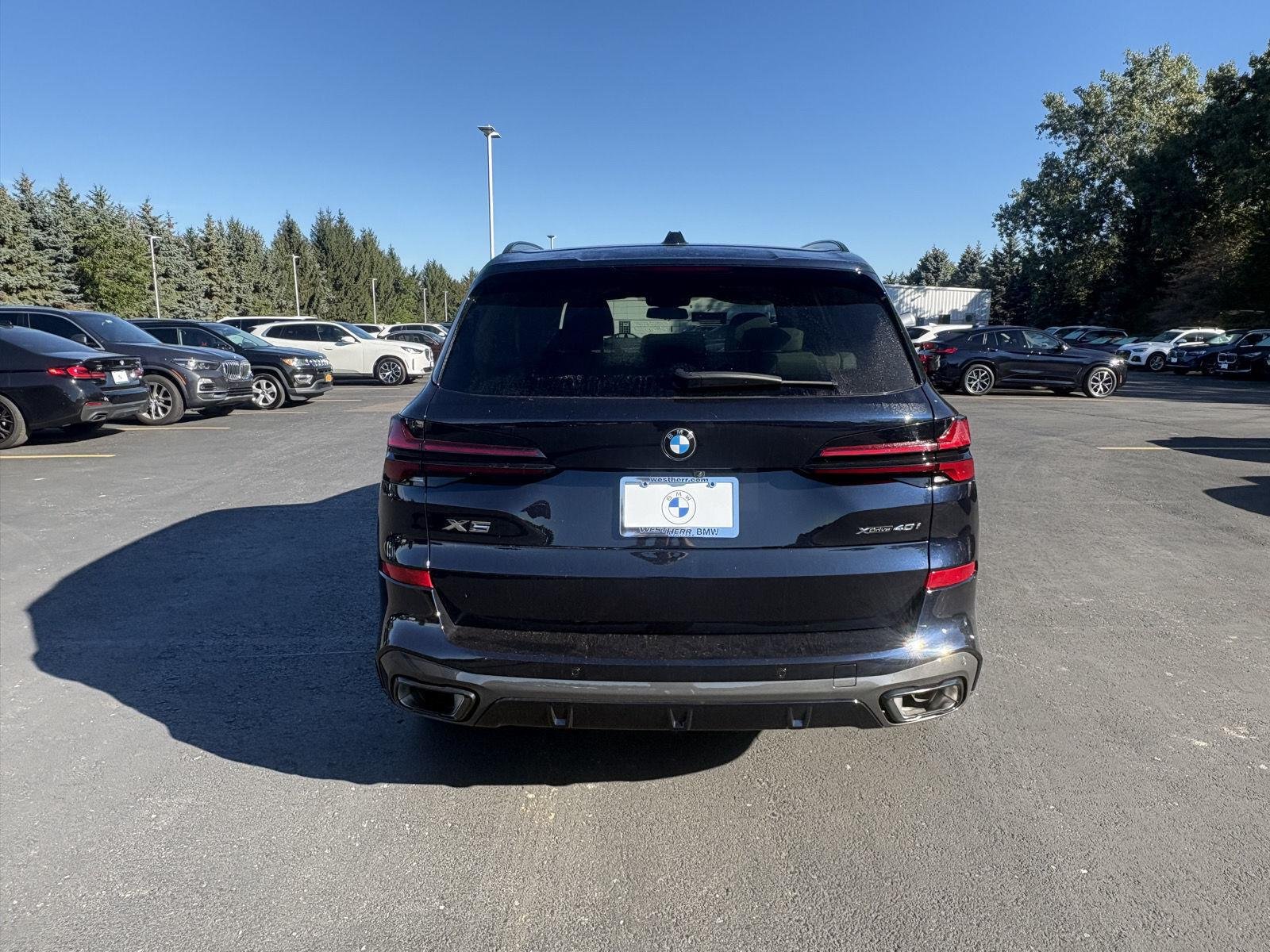 Used 2026 Carbon Black Metallic BMW xDrive40i image 6