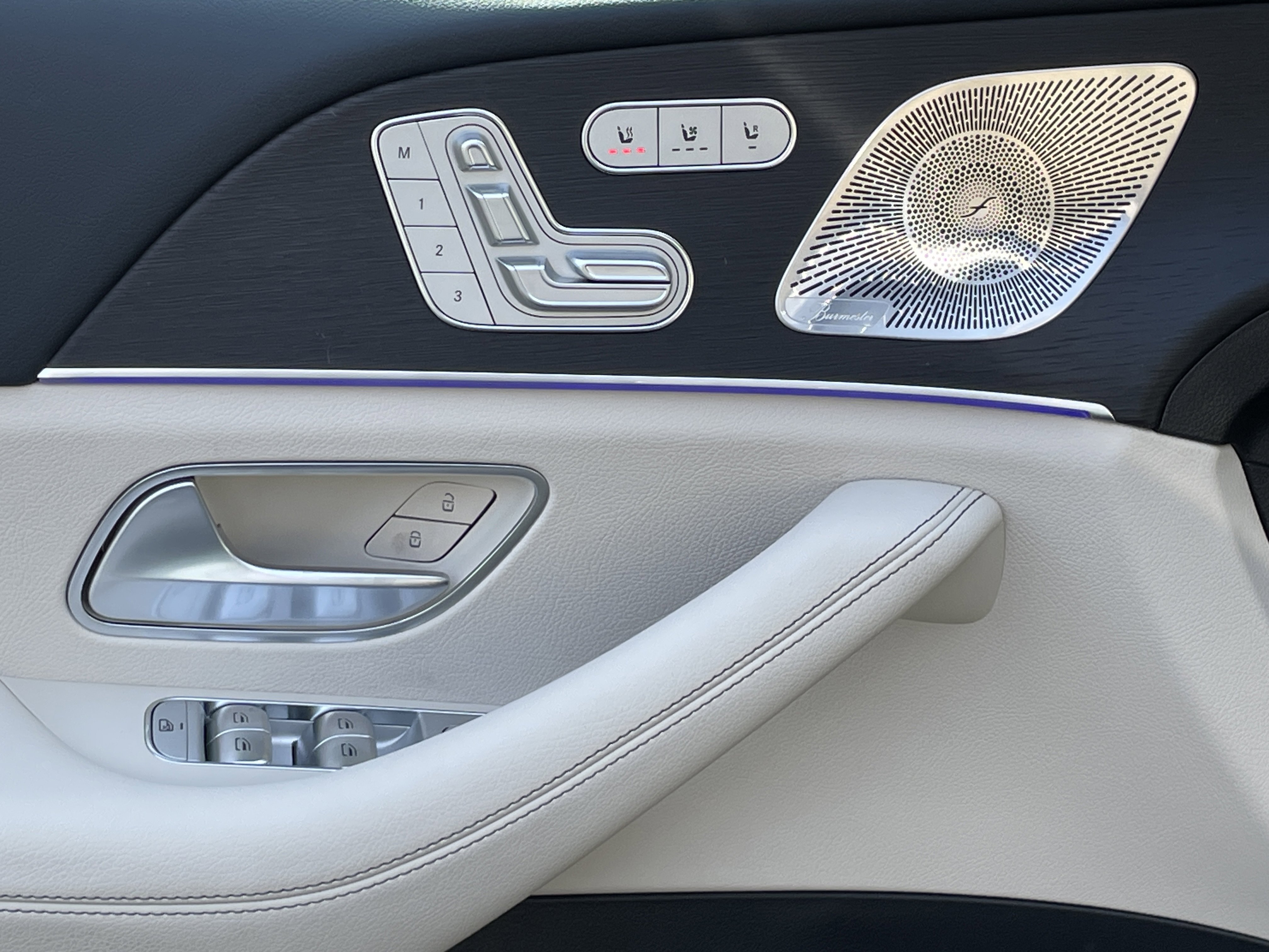 New 2026 Twilight Blue Metallic Mercedes-Benz GLE 350 4MATIC® SUV image 16
