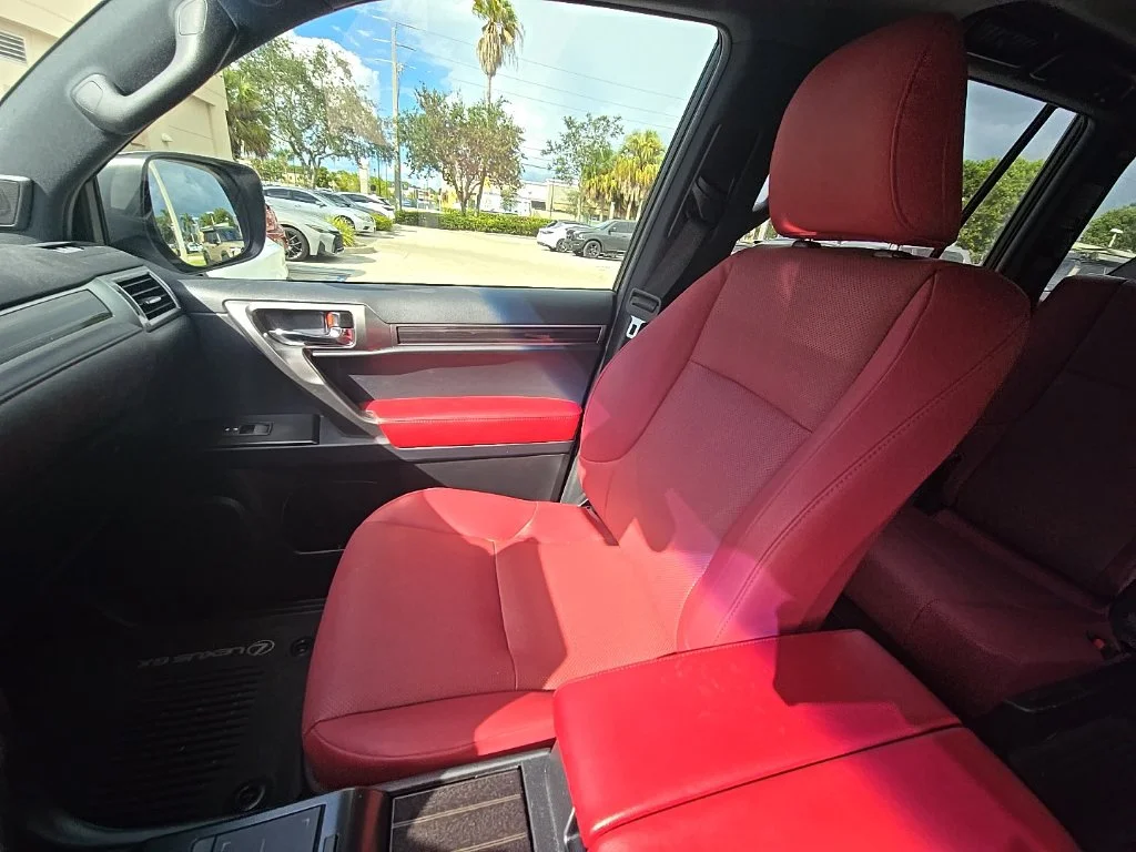 Certified Used 2023 White Lexus 460 image 19