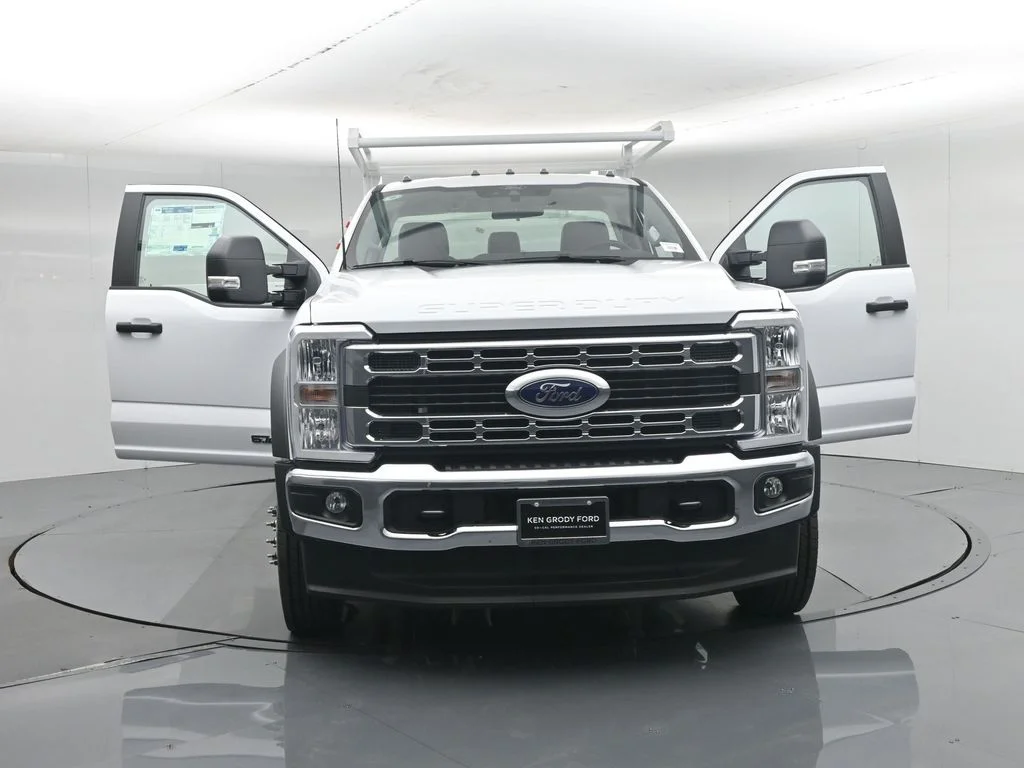 New 2026 Oxford White Ford XL image 38