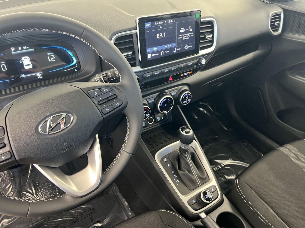 New 2026 Shimmering Silver Hyundai SEL image 20