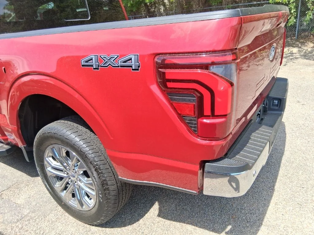 Used 2024 Red Ford Lariat image 10