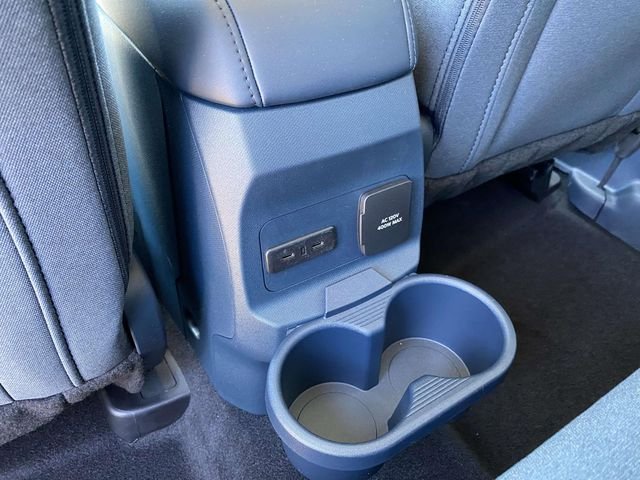 New 2026 Azure Gray Metallic Tri-Coat Ford XLT image 10