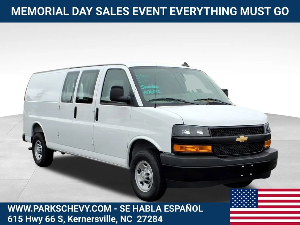 2026 Chevrolet Express 2500 Extended Work Van HD's photo