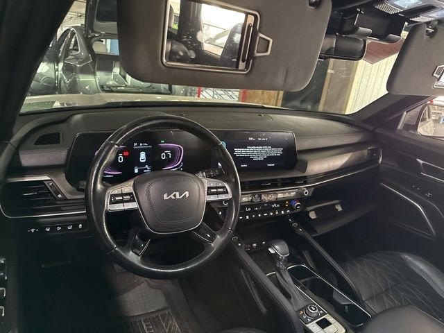 Used 2025 Gray Kia EX X-Pro AWD image 7