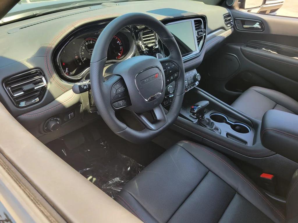 2026 Dodge Durango photo 2