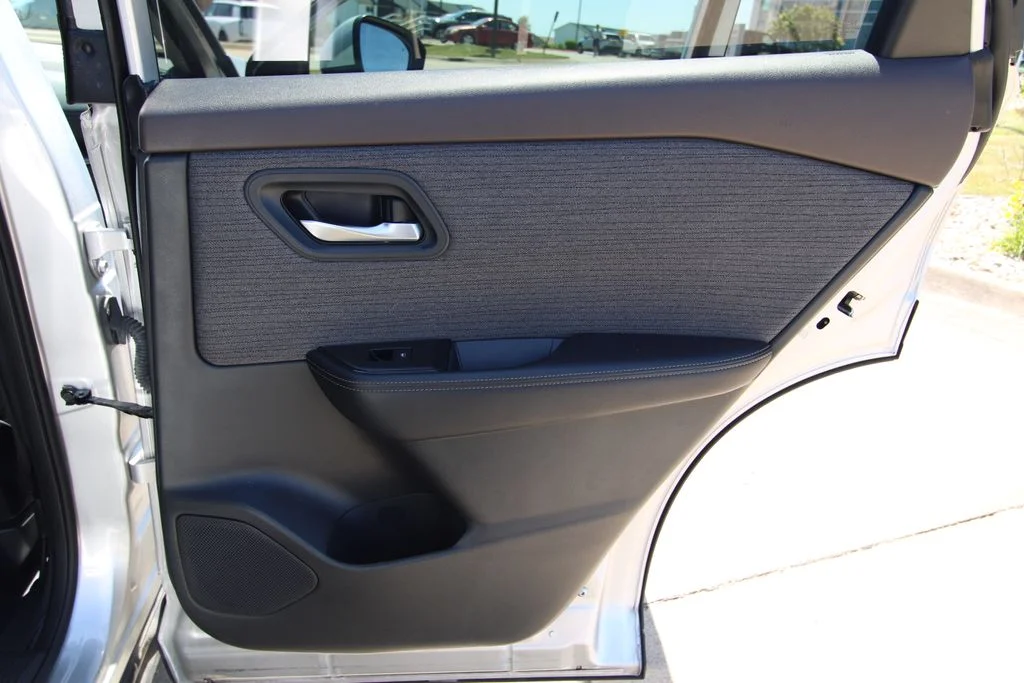 Used 2023 Silver Nissan SV image 40