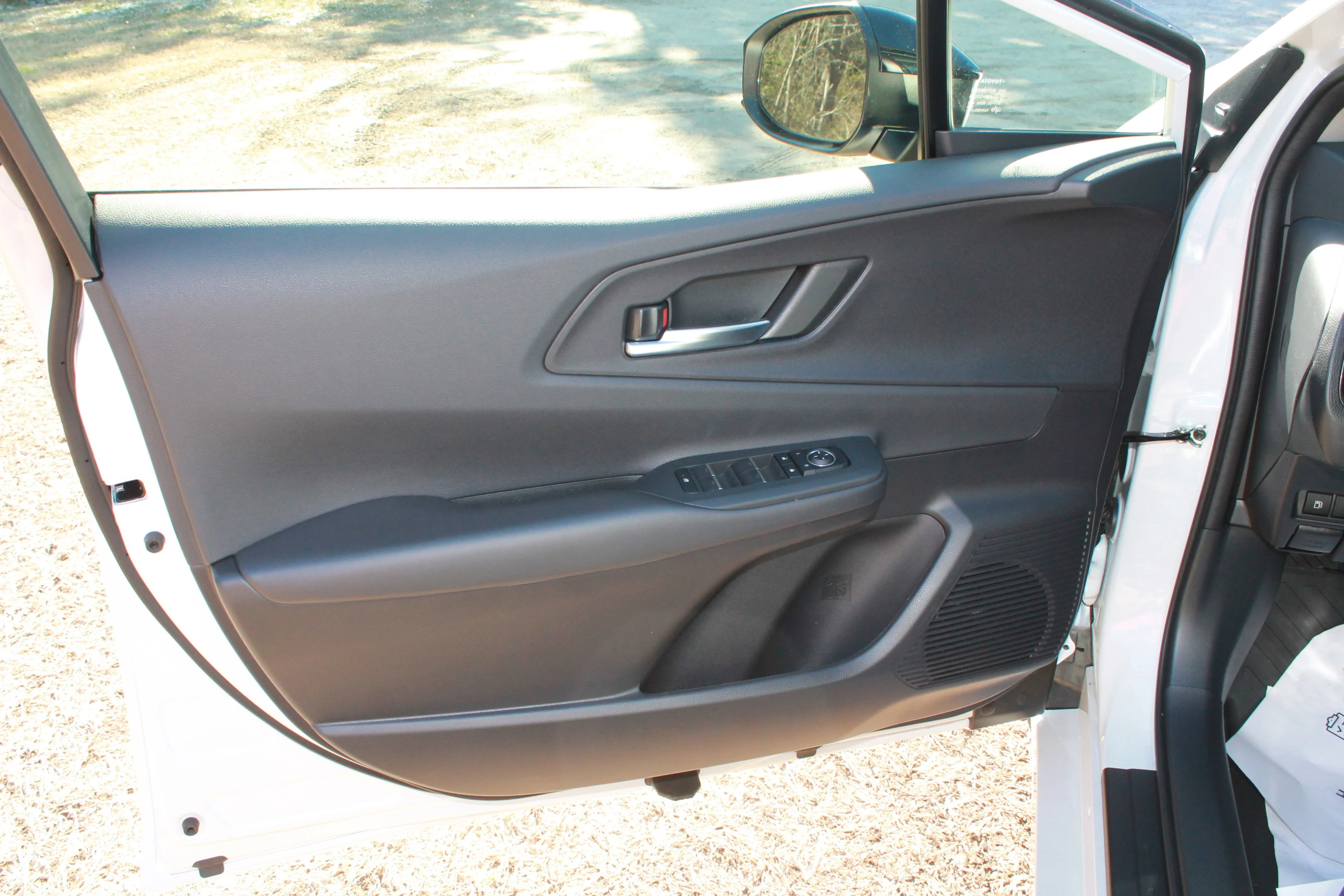 2026 Toyota Prius Nightshade - Photo 13