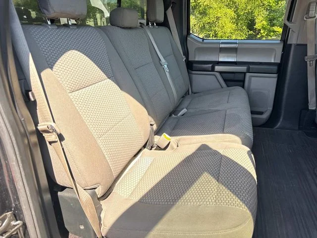 Used 2017 Black Ford XLT image 18