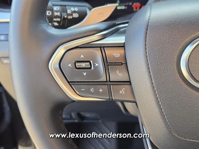 Used 2025 Black Lexus 550 Premium+ image 25