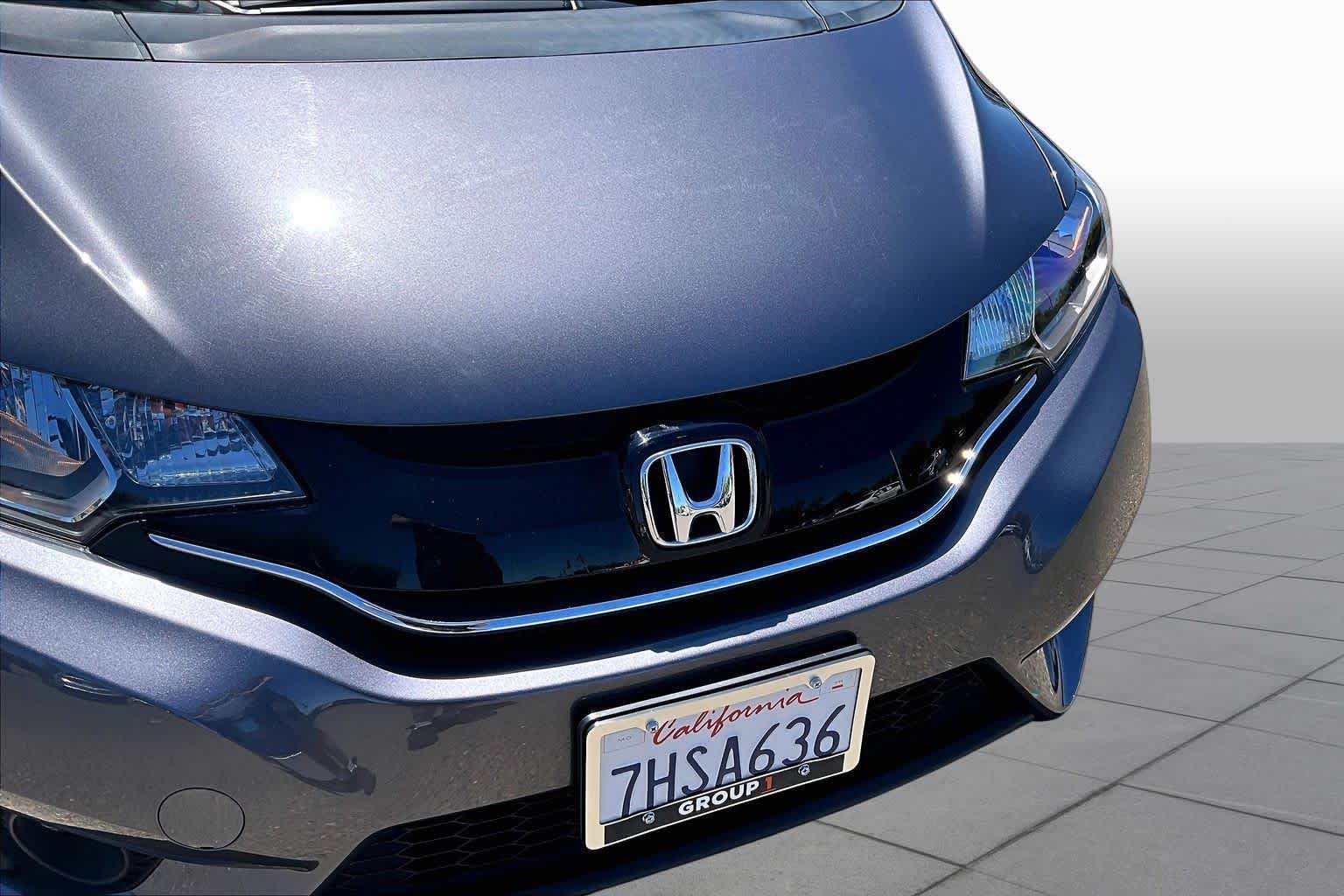 Used 2015 Modern Steel Metallic Honda EX image 29