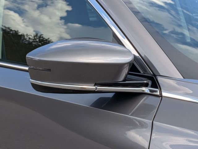 Used 2023 Liquid Carbon Metallic Acura TECH image 10