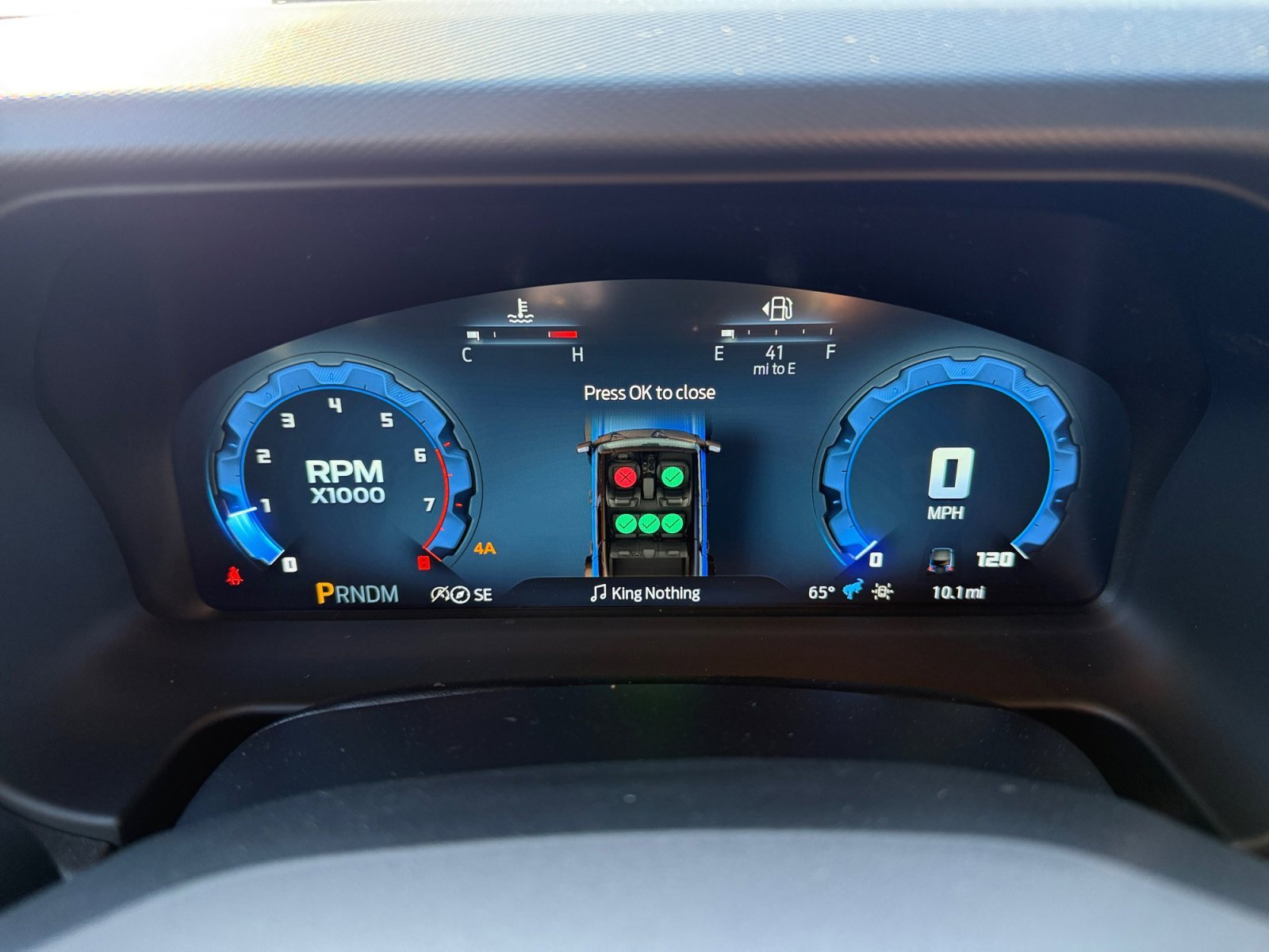 New 2026 CARBONIZED GRAY METALLIC Ford Badlands image 11