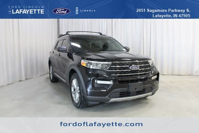 Used 2020 Black Ford XLT image 1