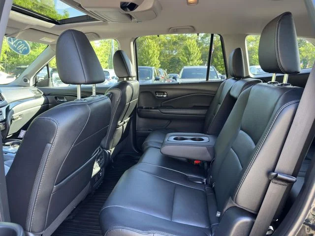 2021 Honda Pilot Touring - Photo 11