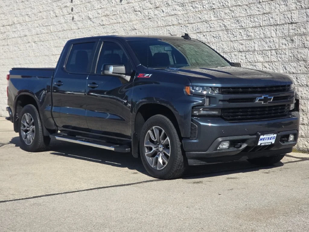Used 2021 Gray Chevrolet RST image 14