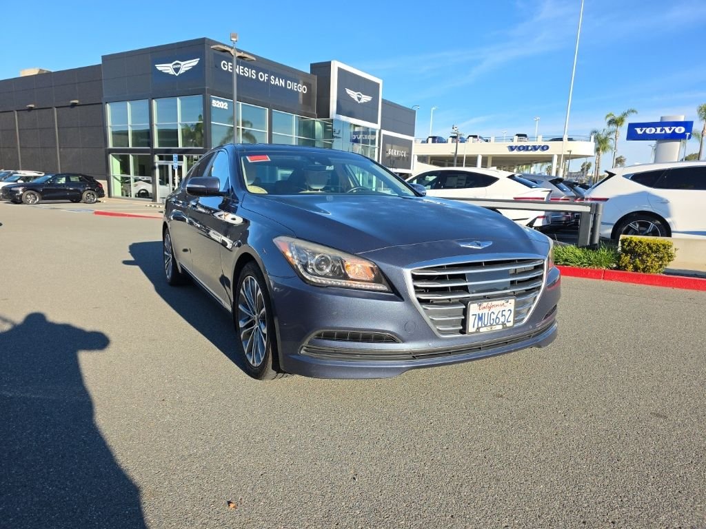 2015 Hyundai Genesis Base