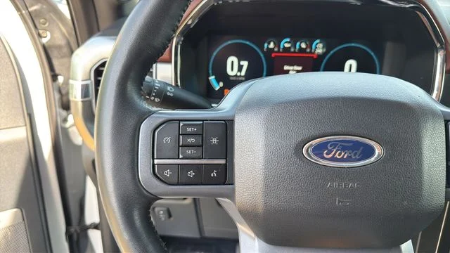 Used 2023 White Ford Lariat image 24