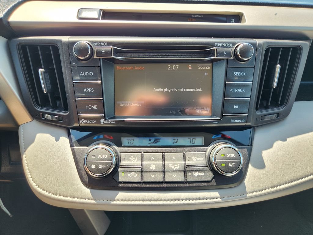 Used 2016 Black Toyota XLE image 11