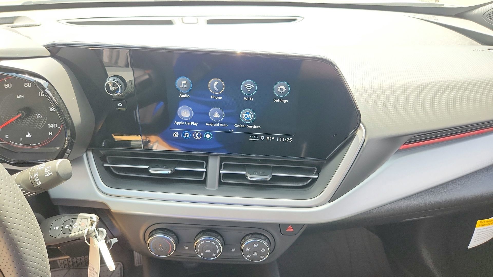 2026 Chevrolet Trax RS - Photo 15