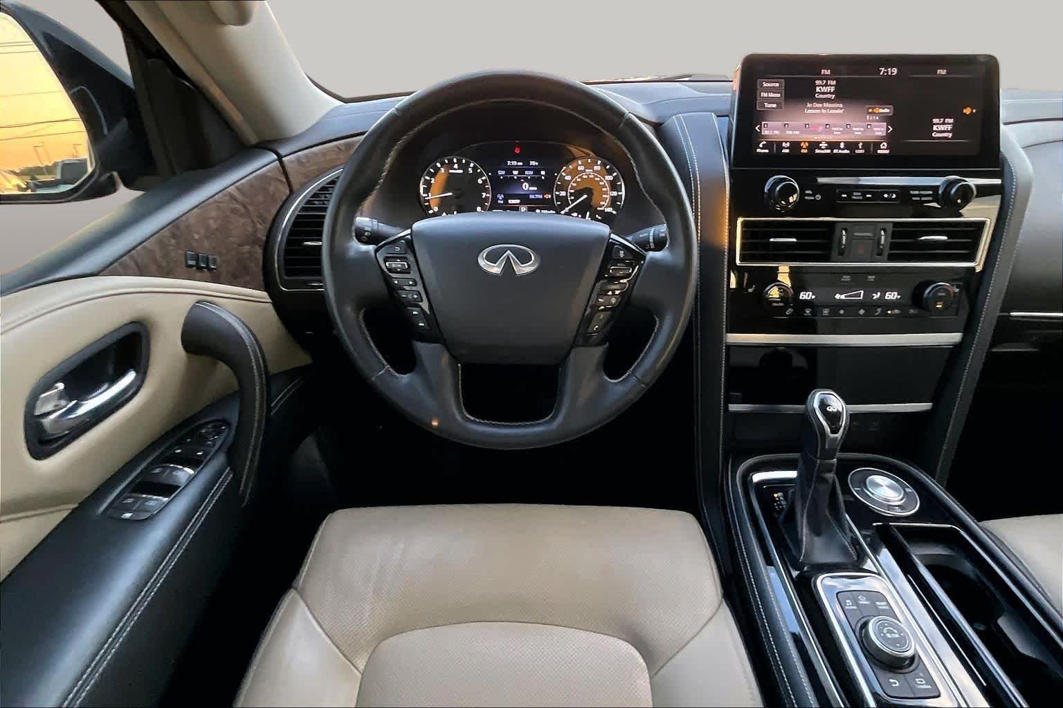 Pre-Owned 2024 INFINITI QX80 PREMIUM SELECT