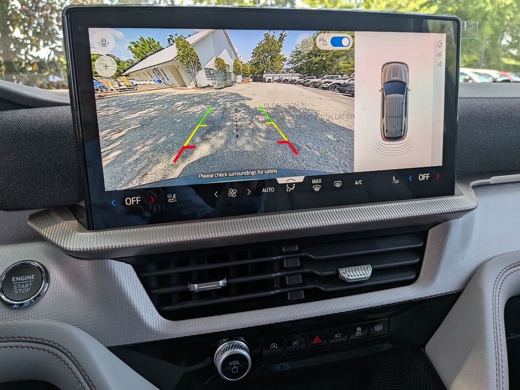 New 2026 Space White Metallic Ford Active image 27