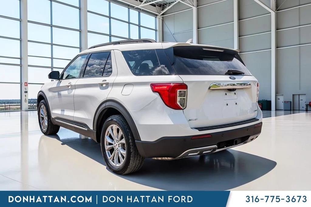 Used 2023 White Ford XLT image 30