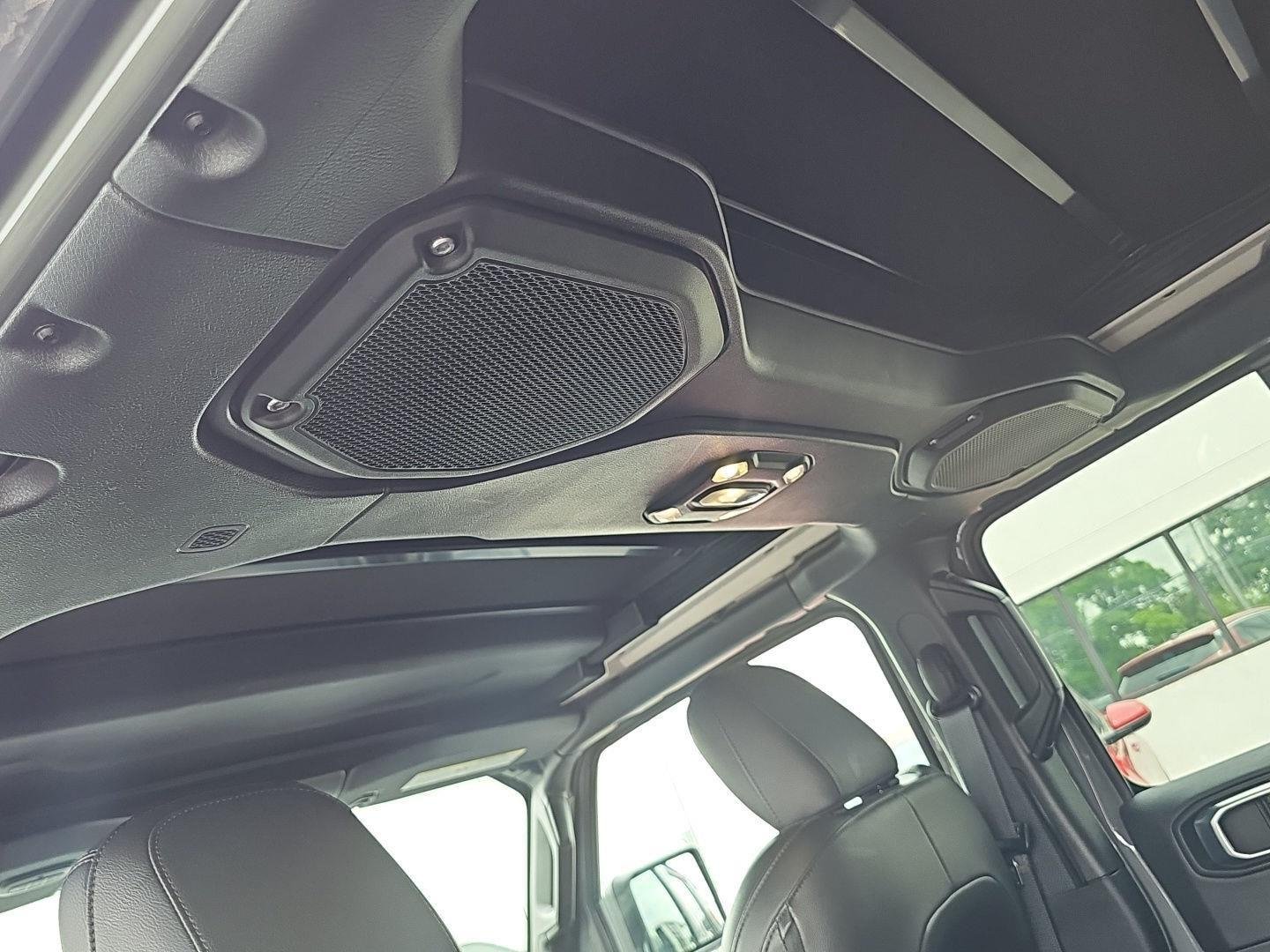 Used 2022 Sting-gray Clearc Jeep Unlimited Sahara Altitude image 29