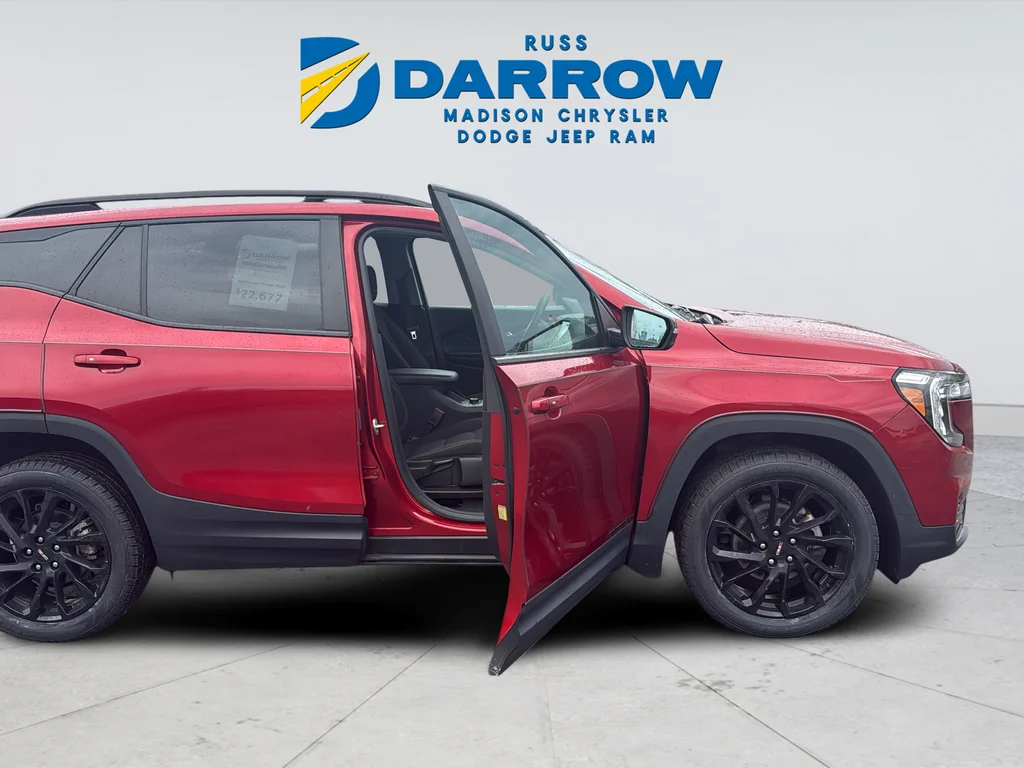 Used 2023 Red GMC SLE image 38