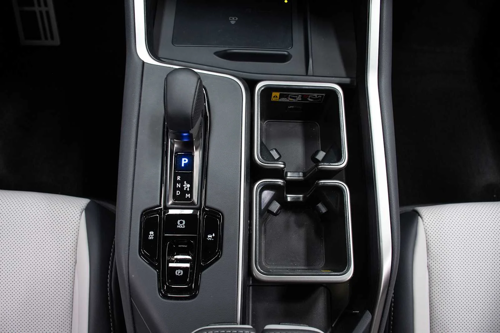 Certified Used 2026 PLATINUM WHITE PEARL MC. Lexus F SPORT Performance Premium image 17