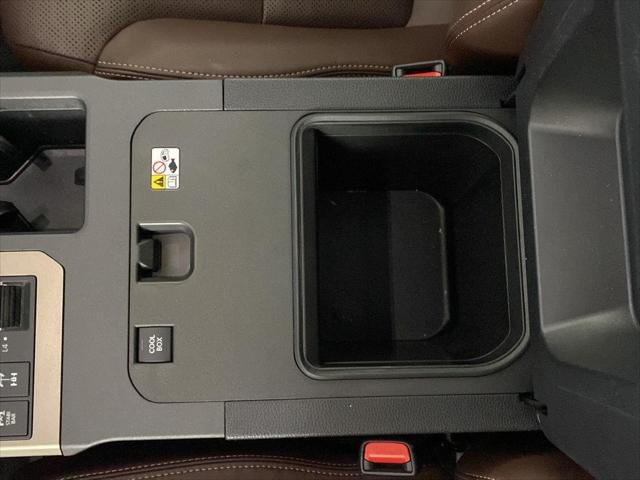 Certified Used 2024 BLACK Toyota  image 21
