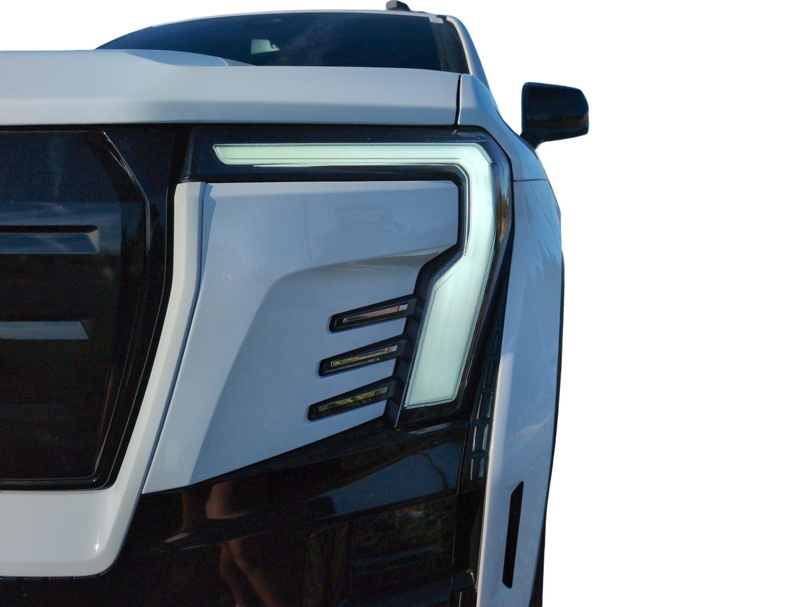 New 2026 Summit White GMC Elevation Standard Range image 27