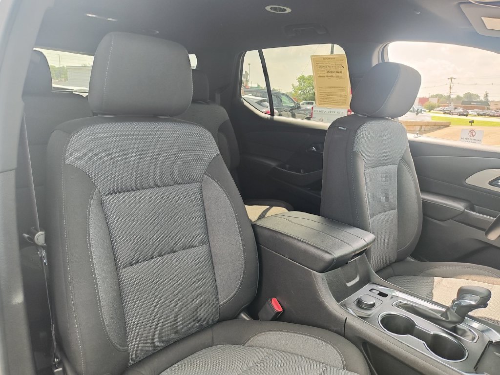Used 2023 White Chevrolet LT image 26